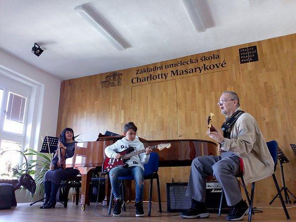 Vánoční koncert v ZUŠ Charlotty Masarykové
