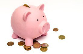 Vracení přeplatků za stravné bude zpožděno